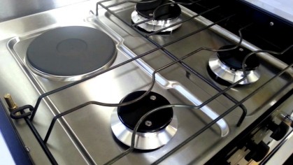 Две хозяйки на одной кухне: 5 популярных комбинированных плит