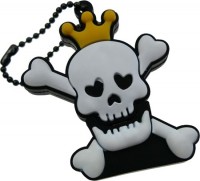 Фото - USB-флешка Uniq Pirate Symbol in the Crown 32Gb