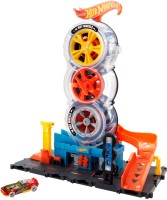 Автотрек / железная дорога Hot Wheels Super Twist Tire Shop HDP02