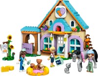 Фото - Конструктор Lego Horse and Pet Vet Clinic 42651