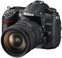 Camera Nikon D7000  kit 18-140